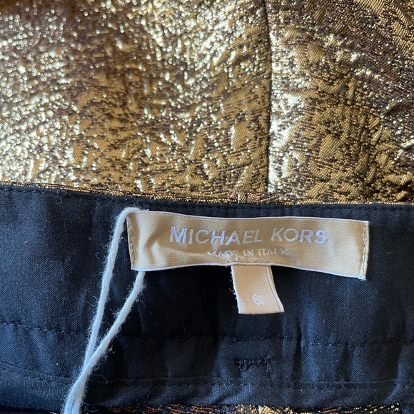 NWT Michael Kors Size 6 Gold Shiny Brocade Women's Short Shorts - Picture 5 of 9